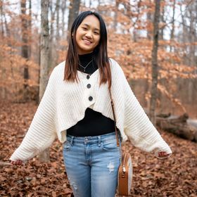 Helen Dong’s headshot.
