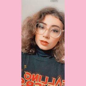 Luchia Flores Arecco