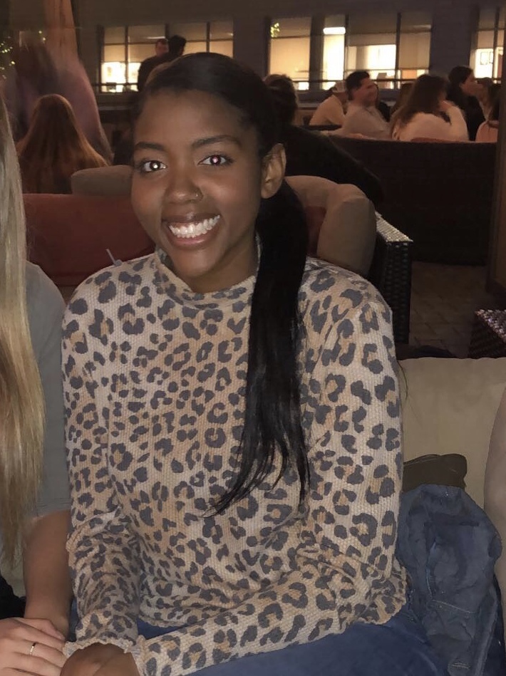 Placeholder headshot for Lauren Wheat.