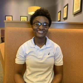 Oceana Murphy’s headshot.