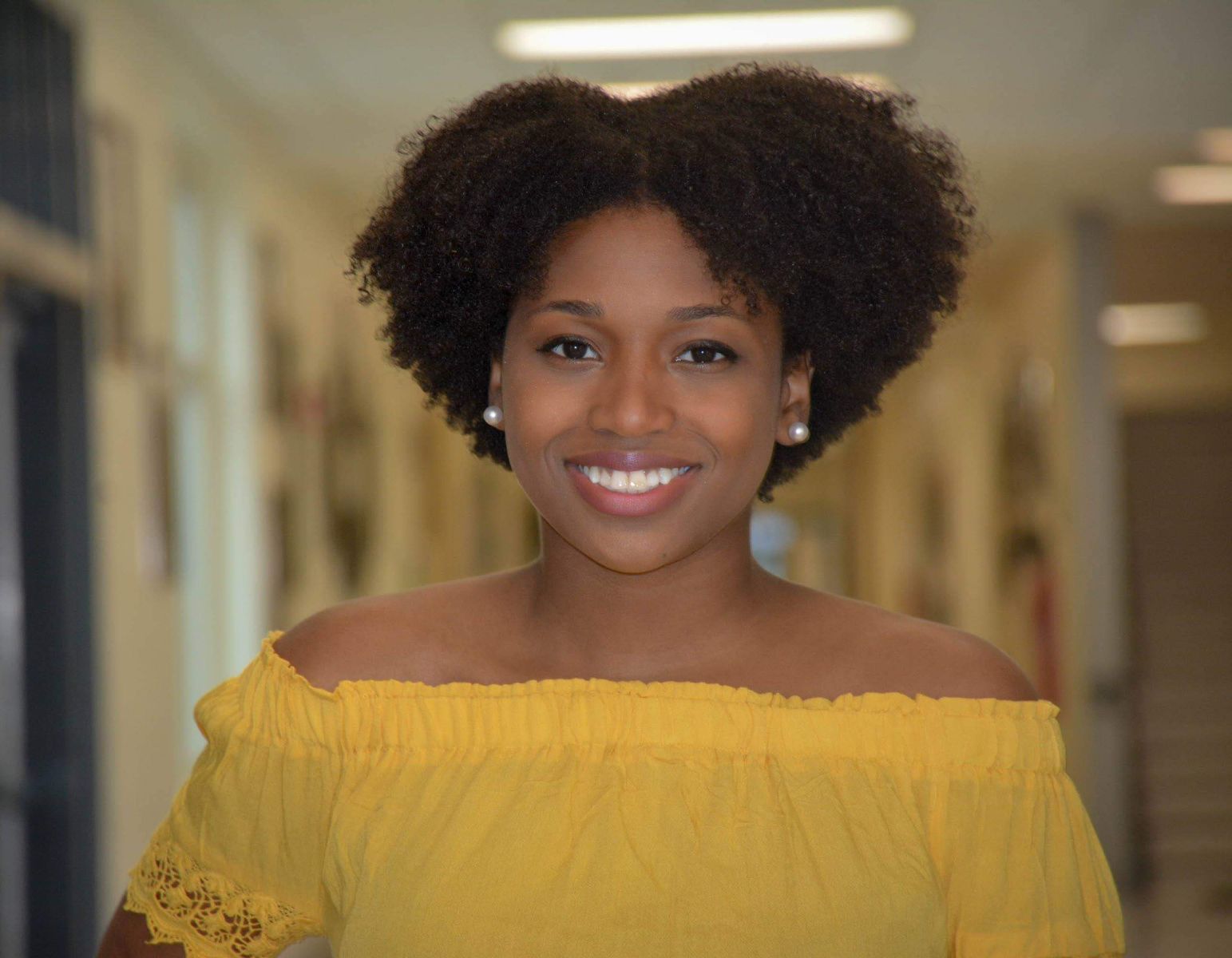 Placeholder headshot for Zandrea Mays.