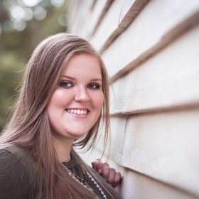 Hannah Ledford’s headshot.
