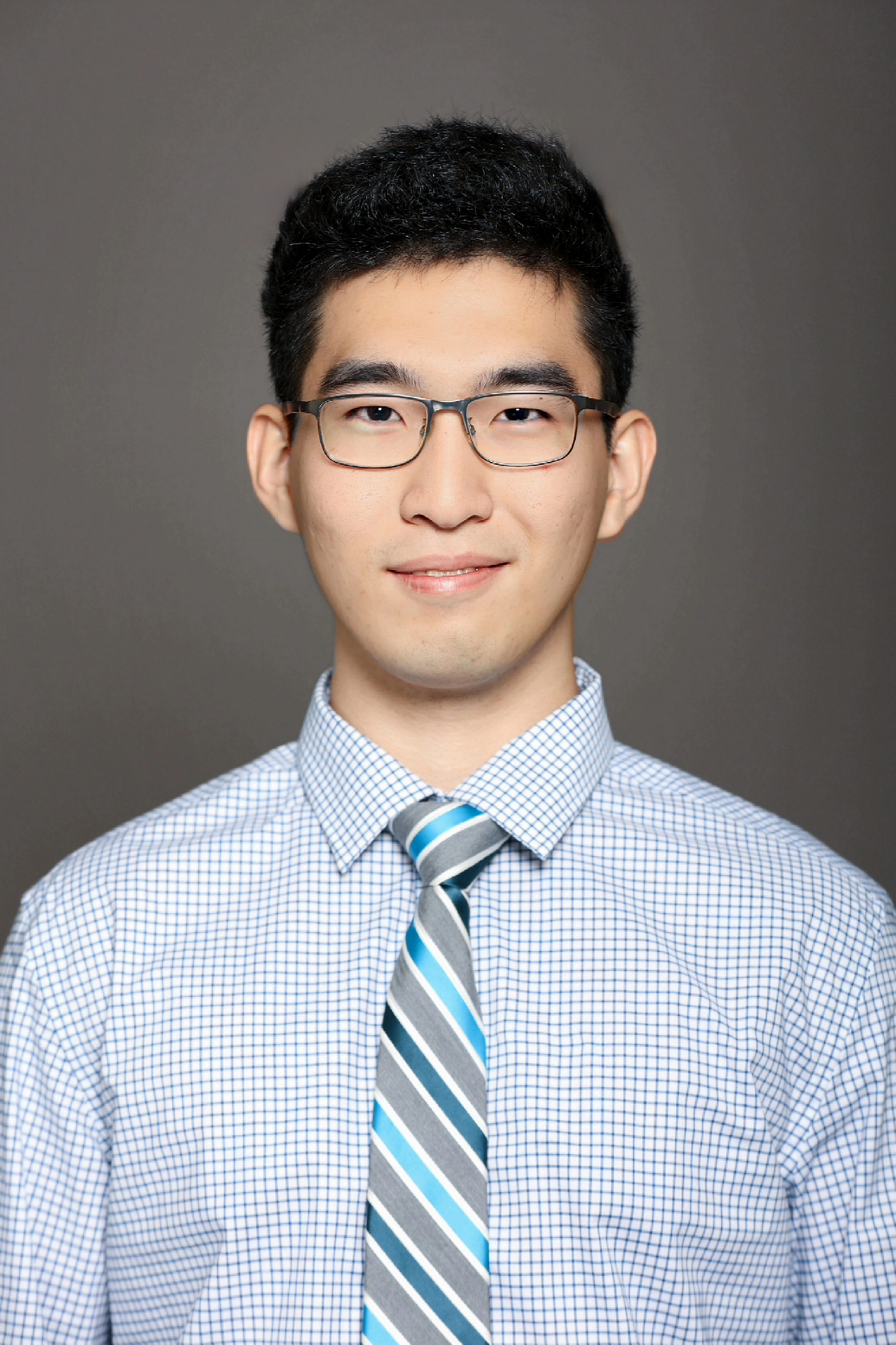 Placeholder headshot for Youngsoo Lee.