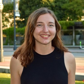 Julia Bush’s headshot.