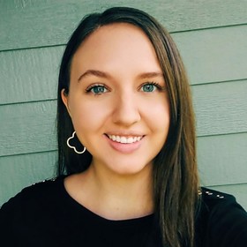 Autumn Fields’ headshot.