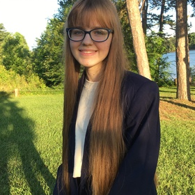 Emily Williams’ headshot.