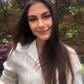 Tsvetomira Peykova’s headshot.