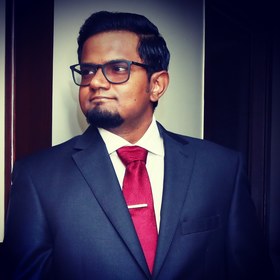 Melvinpradep Gregory’s headshot.