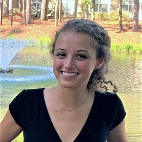 Rachel Lecesne’s headshot.