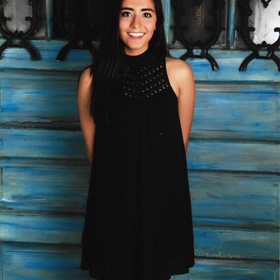 Valentina Correa’s headshot.