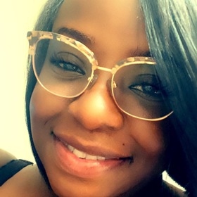 Latasha Edwards’ headshot.