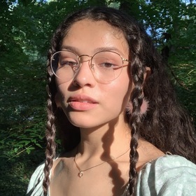 Sophie Mejia’s headshot.
