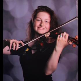 Haley Surprenant’s headshot.