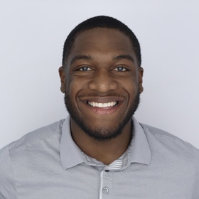 Donte Robinson’s headshot.