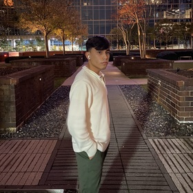 Abraham Morales’ headshot.