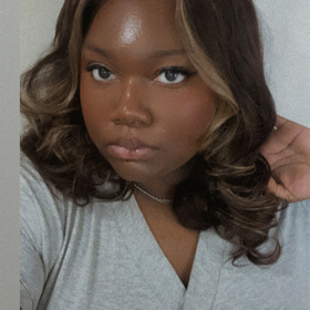 Alya Lawrence’s headshot.