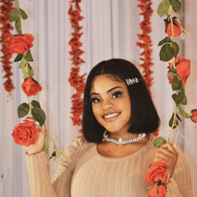 Lydia Smith’s headshot.