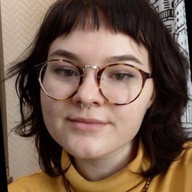 Isabel Roberts’ headshot.