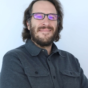 Jeremy Weeks’ headshot.