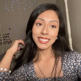 Daniela Roman-Cabral’s headshot.