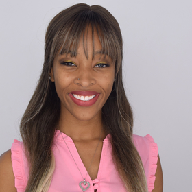 Nia Hunt’s headshot.