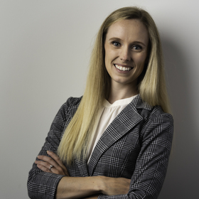 Rachel True’s headshot.