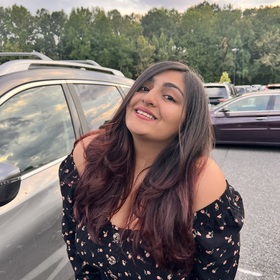 Shelvina Jasani’s headshot.