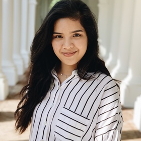 Jo Airielle Ona’s headshot.