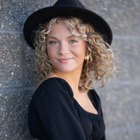 Aryana Kingsley’s headshot.