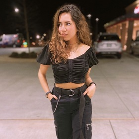 Aileen Cox’s headshot.