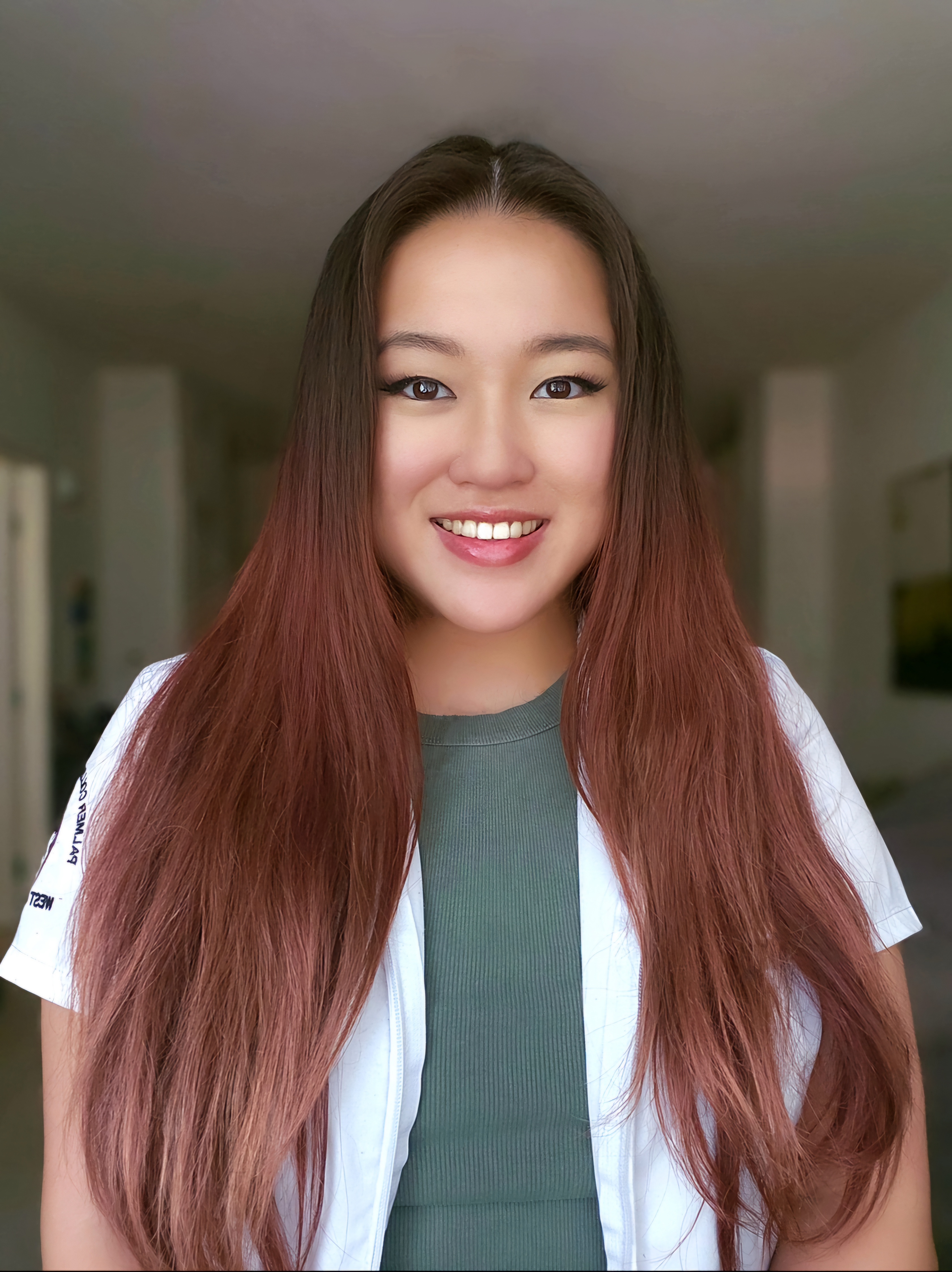 Placeholder headshot for Larissa Kam.