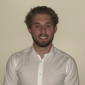 Edin Aleckovic’s headshot.