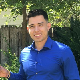Carlos Perea Tanaka’s headshot.