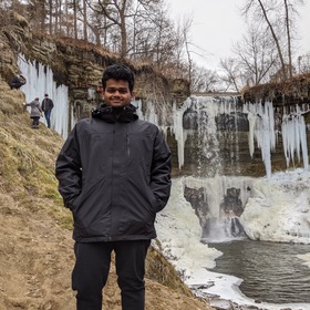 Roshan Raghuram Shetty’s headshot.
