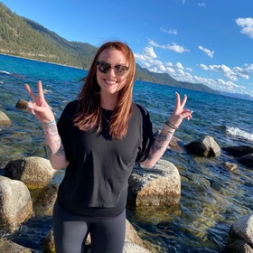 Courtney Barton’s headshot.