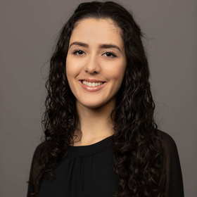 Christina Whitehead’s headshot.