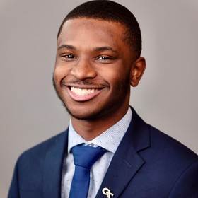 Clinton Smith’s headshot.