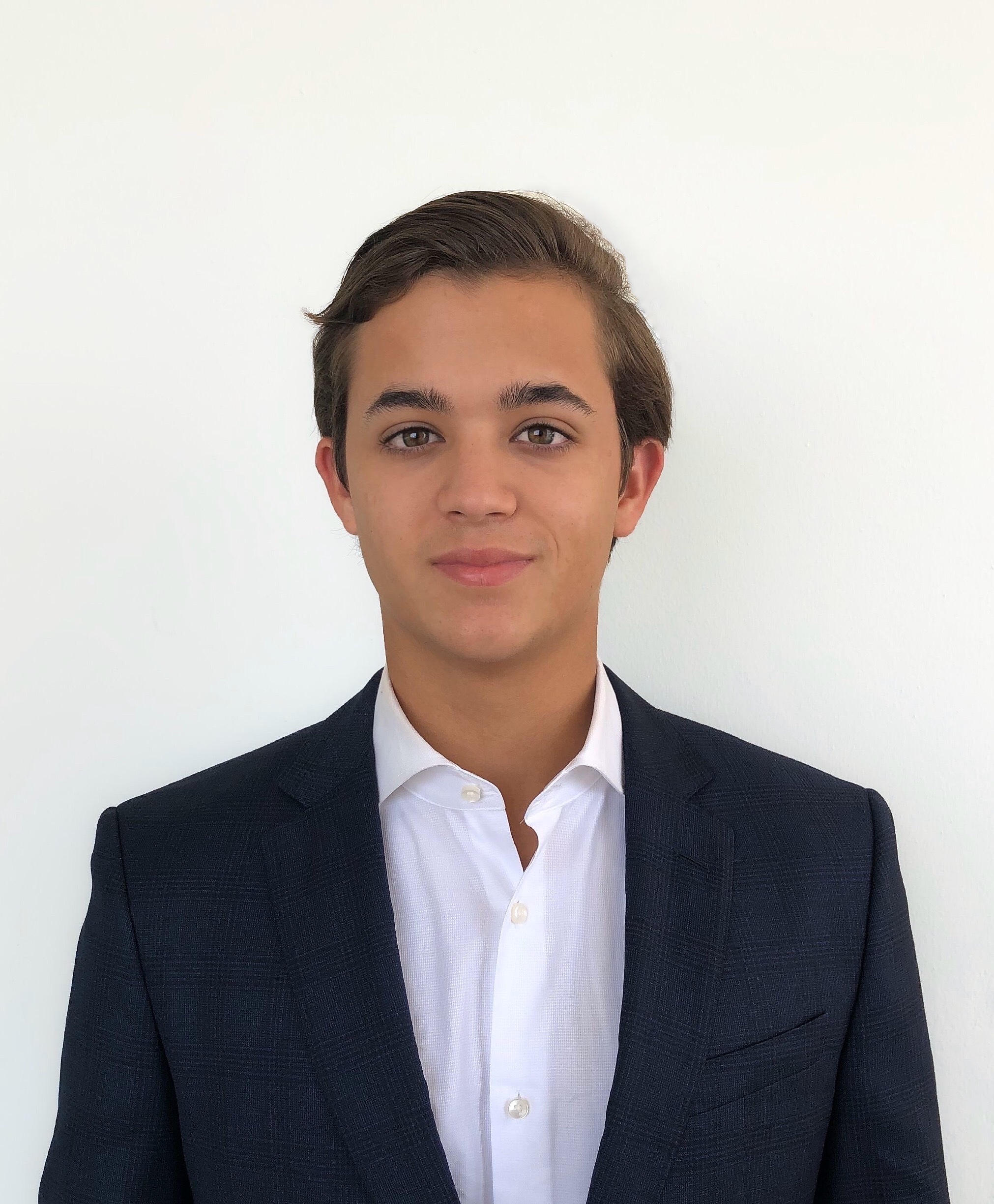 Placeholder headshot for Andres Pinto.