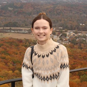 Stephanie Henderson’s headshot.