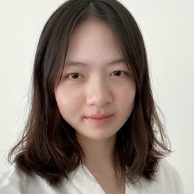 Xiyan Hu’s headshot.