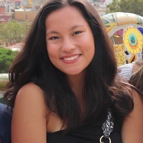 Destina Suren’s headshot.