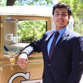 Muhammad Downeck’s headshot.