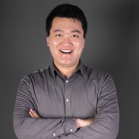 Yangming Zhang’s headshot.