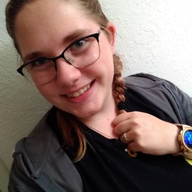 Torianna Betzelberger