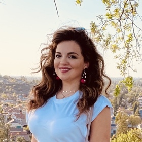 Sepideh Parvinian’s headshot.