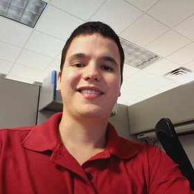 Gabriel Rojas Franco’s headshot.