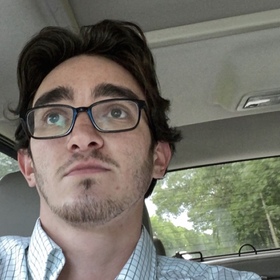 Donald Davis’ headshot.