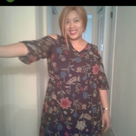 Angela Johnson’s headshot.