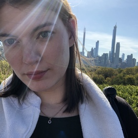 Phoebe Vint’s headshot.