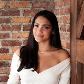 Amaya Hernandez’s headshot.